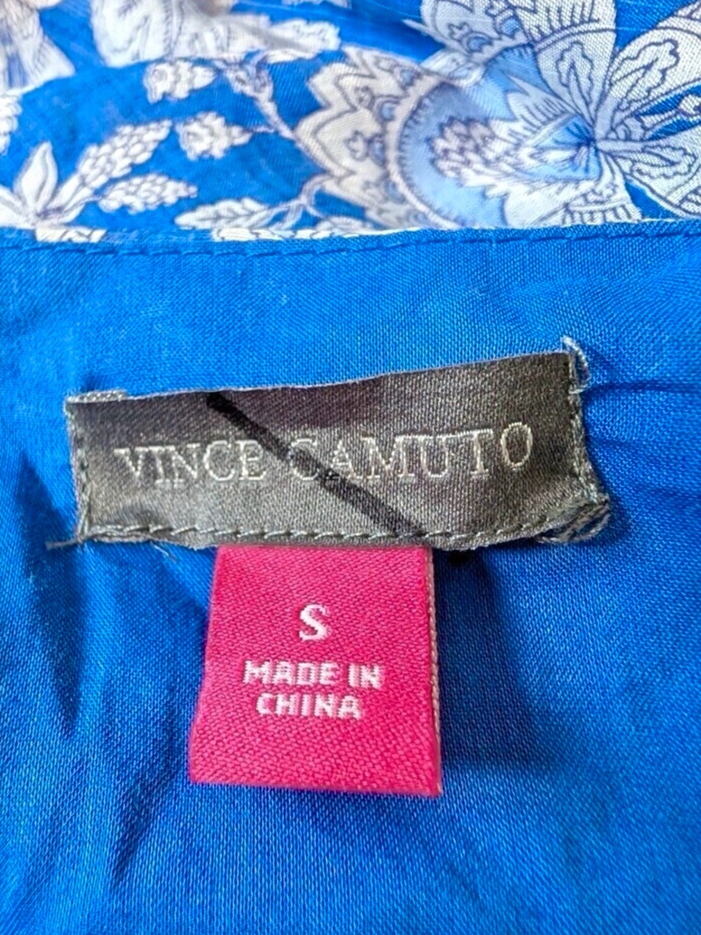 Vince Camuto V-Neck Peplum Top Blue and White Floral Blouse Top Size Small - Picture 8 of 12